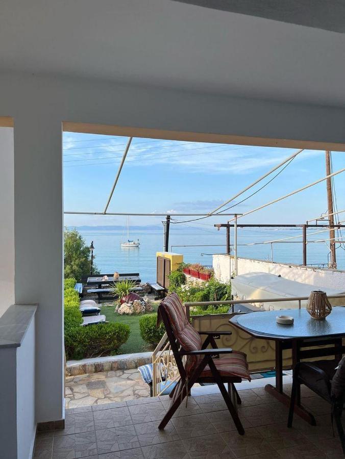 Ferienwohnung Ελένη Megalochori  Exterior foto